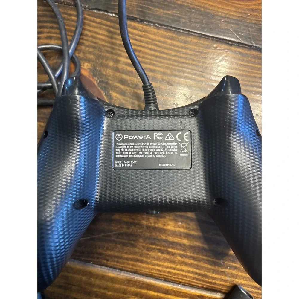 Microsoft XBOX 360 &‎ PC Power A PowerA Wired Controller Model 1414135-01